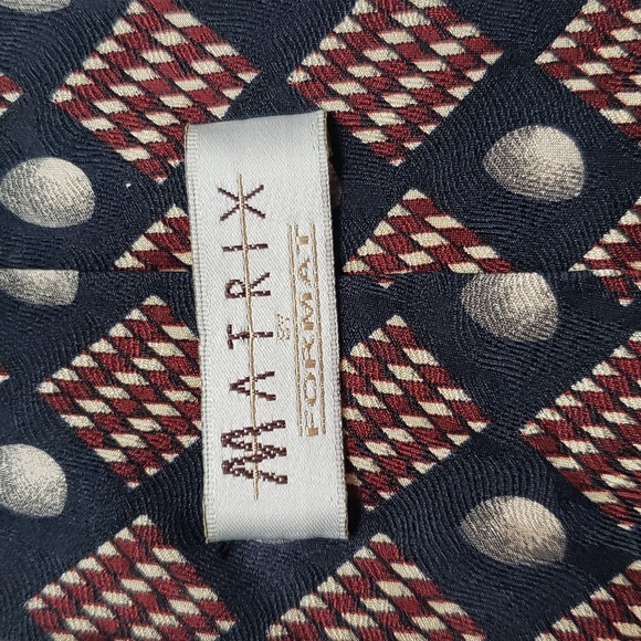 Mens three - Picture 2 of 3